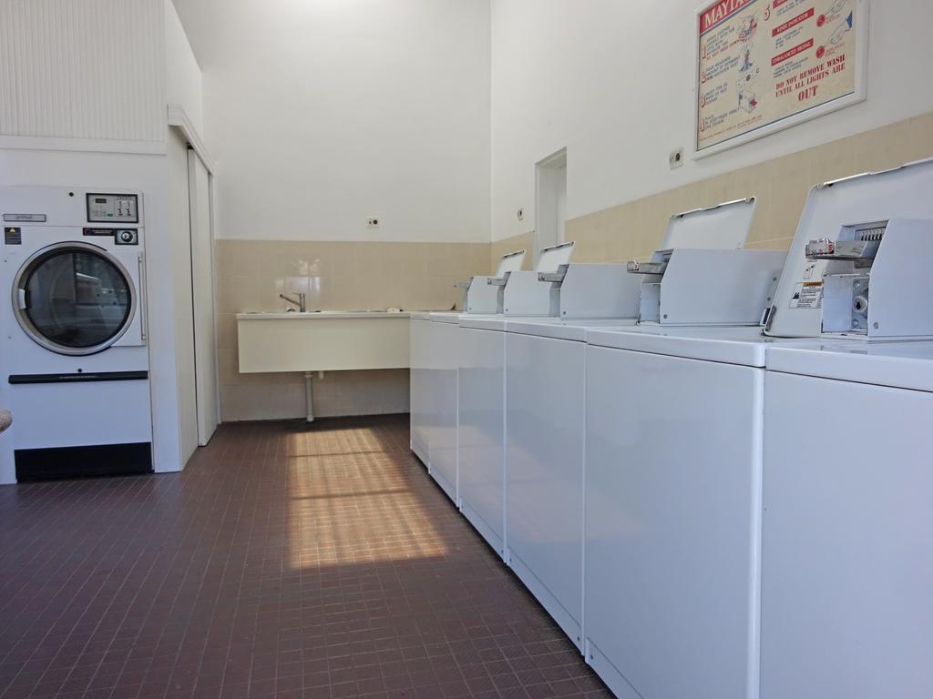 Adelaide Caravan Park - Aspen Holiday Parks ภายนอก รูปภาพ