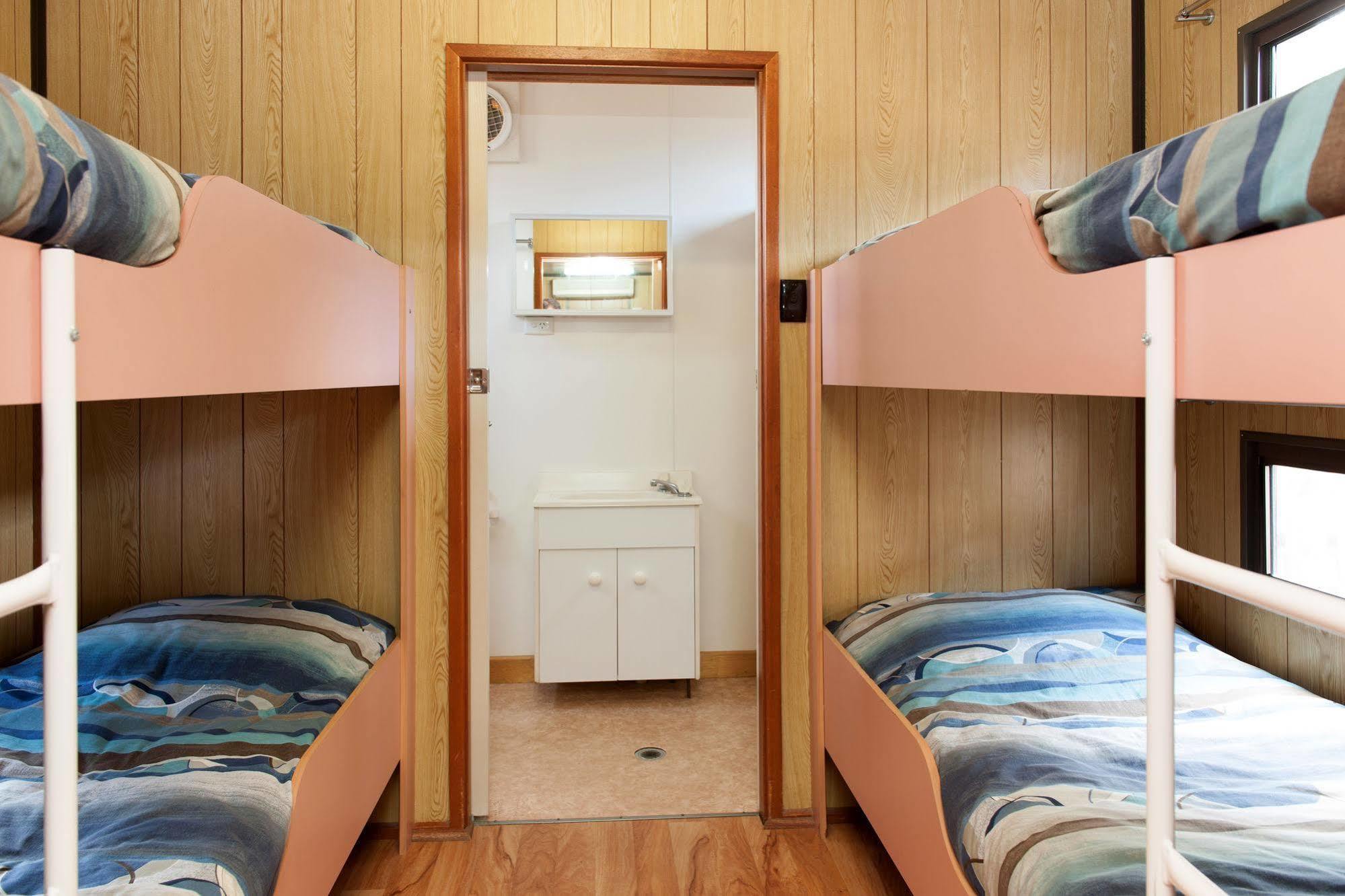 Adelaide Caravan Park - Aspen Holiday Parks ภายนอก รูปภาพ
